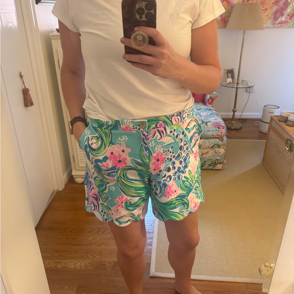 Lilly Pulitzer Blue and Pink Floral Women's Shorts